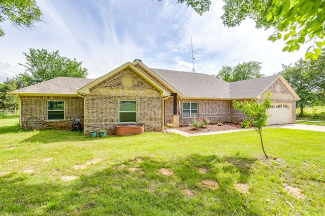 739 County Road 3696, Springtown, TX 76082