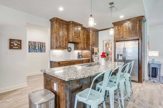 739 County Road 3696, Springtown, TX 76082