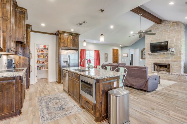 739 County Road 3696, Springtown, TX 76082
