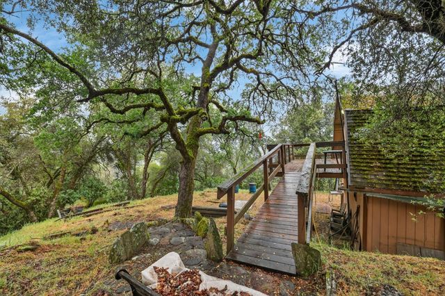4290 Rancho Montes Dr, Placerville, CA 95667