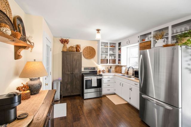 805 Clover Park Drive, Arlington, TX 76013