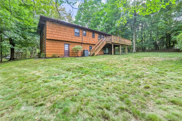 6 Arrow Lane, New City, NY 10956