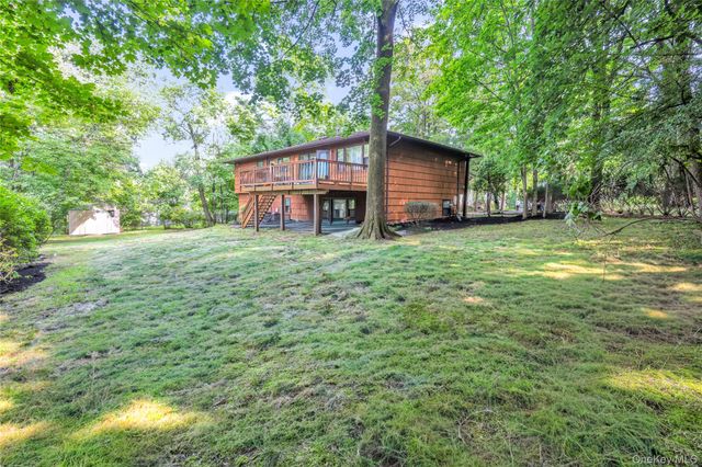 6 Arrow Lane, New City, NY 10956