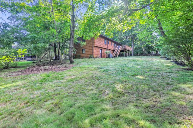 6 Arrow Lane, New City, NY 10956