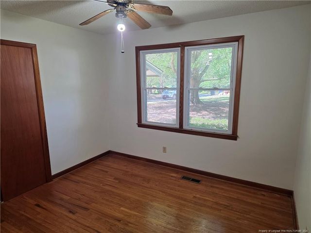 1427 Valencia Court, Fayetteville, NC 28303