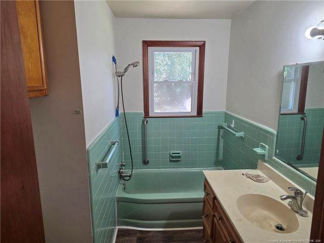 1427 Valencia Court, Fayetteville, NC 28303