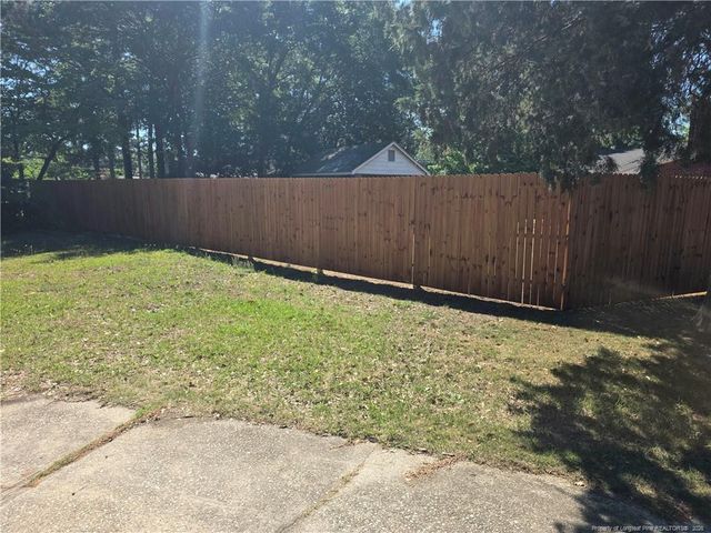 1427 Valencia Court, Fayetteville, NC 28303