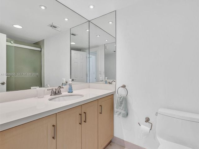 500 Bayview Drive 1132, Sunny Isles Beach, FL 33160