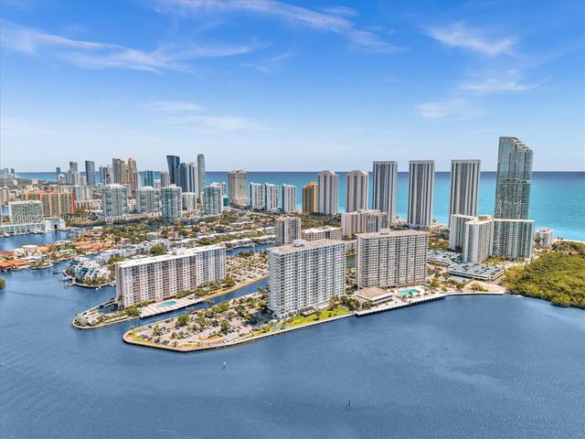 500 Bayview Drive 1132, Sunny Isles Beach, FL 33160