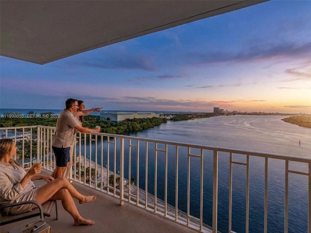 500 Bayview Drive 1132, Sunny Isles Beach, FL 33160