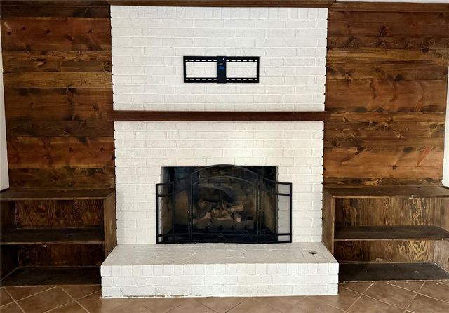 1904 S 21st Street, Chickasha, OK 73018