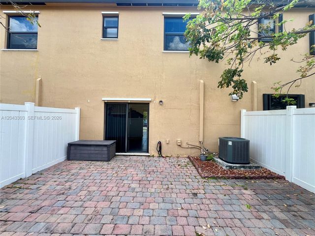 9271 W 33rd Lane 9271, Hialeah, FL 33018