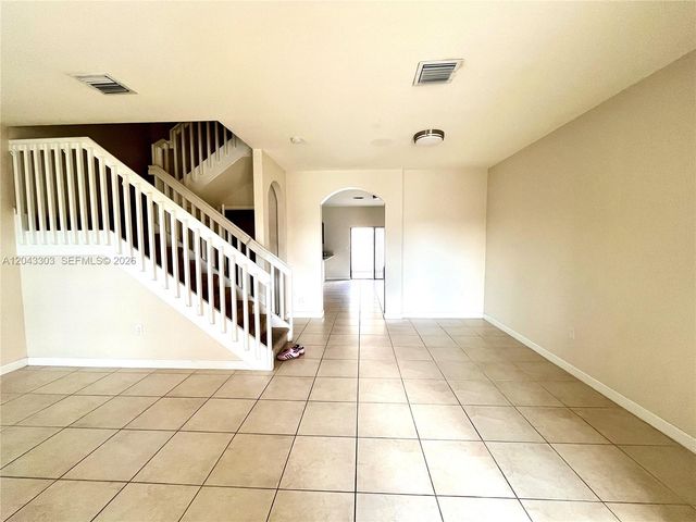 9271 W 33rd Lane 9271, Hialeah, FL 33018