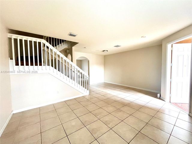 9271 W 33rd Lane 9271, Hialeah, FL 33018