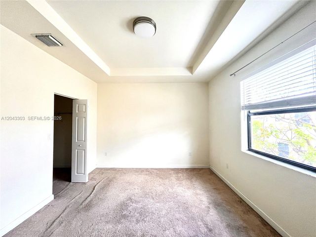 9271 W 33rd Lane 9271, Hialeah, FL 33018
