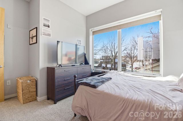 2116 McClintock Road 123, Charlotte, NC 28205