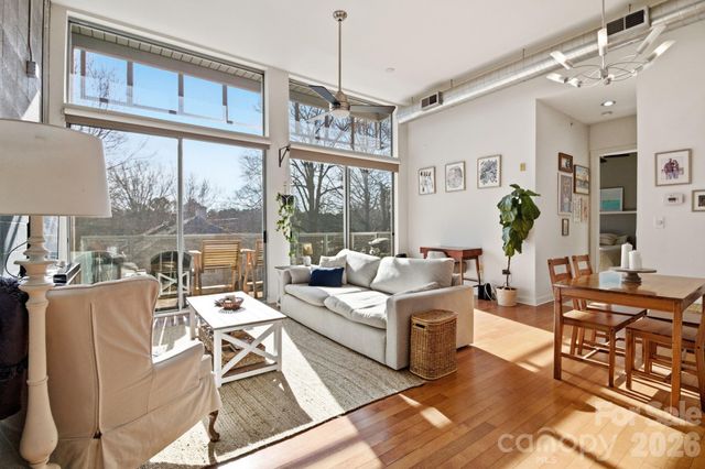 2116 McClintock Road 123, Charlotte, NC 28205