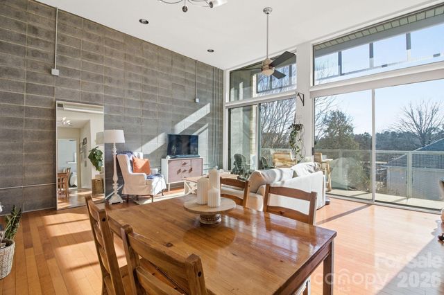 2116 McClintock Road 123, Charlotte, NC 28205