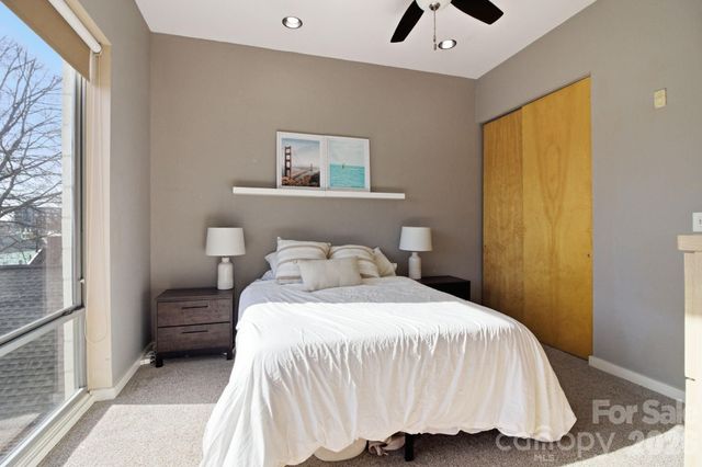 2116 McClintock Road 123, Charlotte, NC 28205