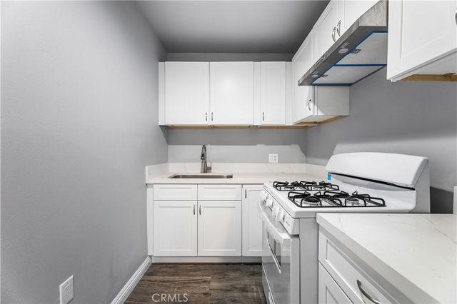 3786 Dublin, Los Angeles, CA 90018