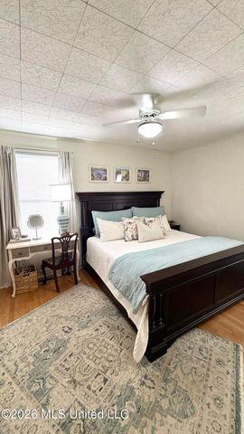 1444 Eastover Drive, Jackson, MS 39211