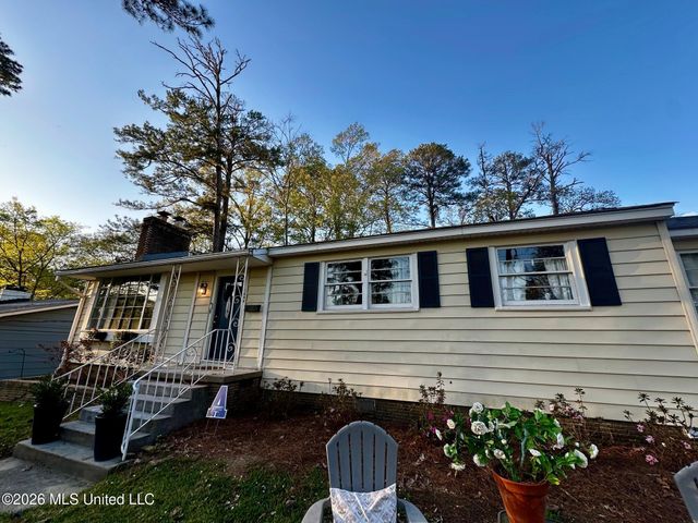 1444 Eastover Drive, Jackson, MS 39211