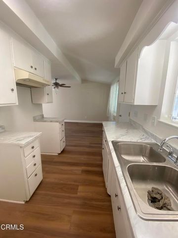 1308 Cedar Street, Santa Ana, CA 92707