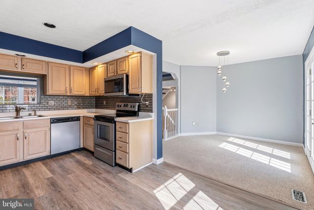 27 FOXMOOR CT, Owings Mills, MD 21117