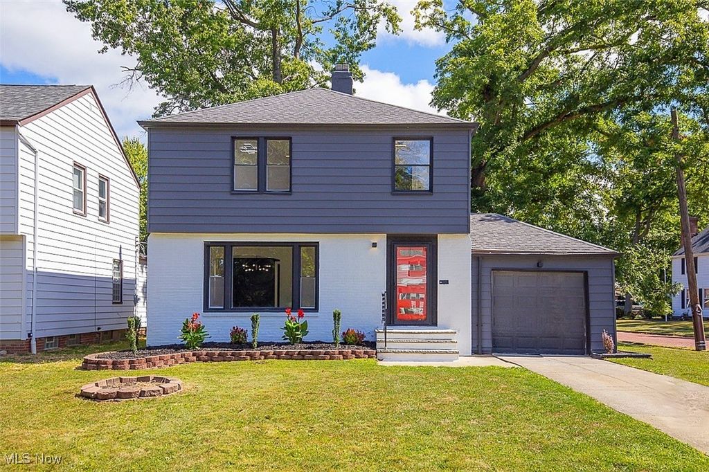 369 E 270th Street, Euclid, OH 44132