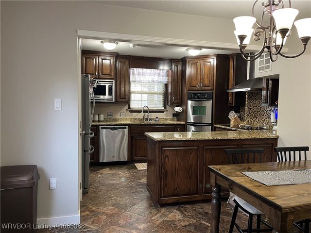 1006 D Fuller Avenue, Pocola, OK 74902