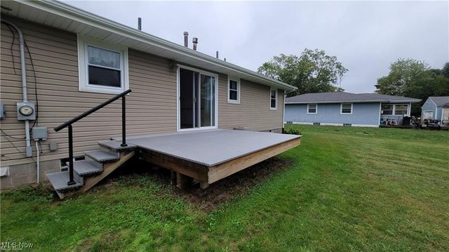 1829 Sunline Drive, Suffield, OH 44260