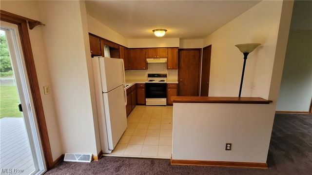 1829 Sunline Drive, Suffield, OH 44260