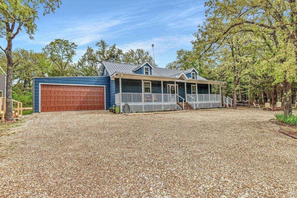 2199 Hawkins Road, Whitesboro, TX 76273