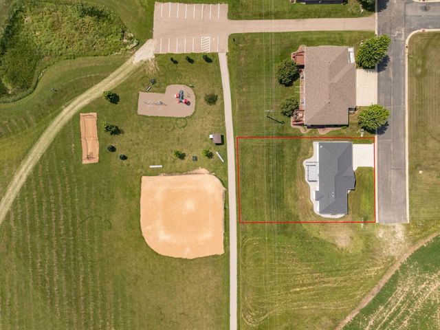 416 Brubaker Drive, Saint Charles, MN 55972