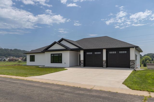 416 Brubaker Drive, Saint Charles, MN 55972