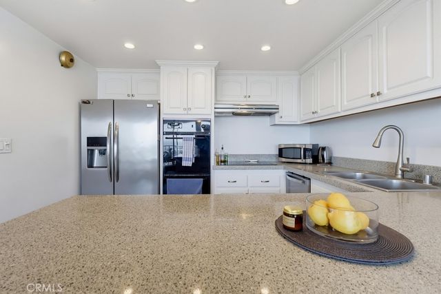 2910 S Peck, San Pedro, CA 90731