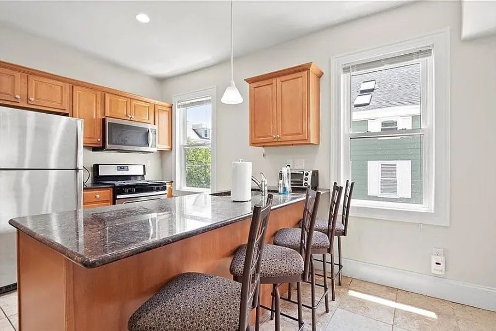 20 Governor Street 2, Providence, RI 02906