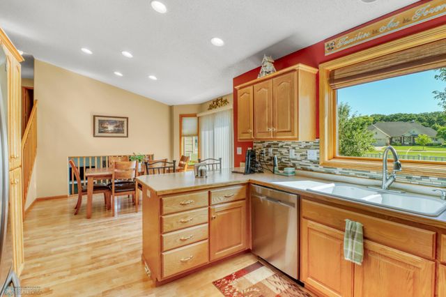 4427 10th Street N, Fargo, ND 58102