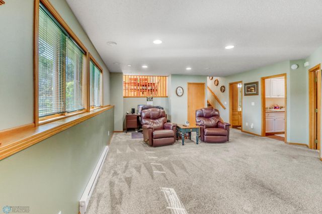 4427 10th Street N, Fargo, ND 58102