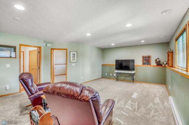 4427 10th Street N, Fargo, ND 58102