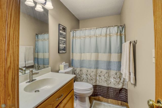 4427 10th Street N, Fargo, ND 58102