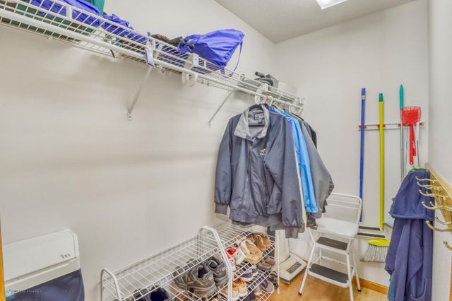 4427 10th Street N, Fargo, ND 58102