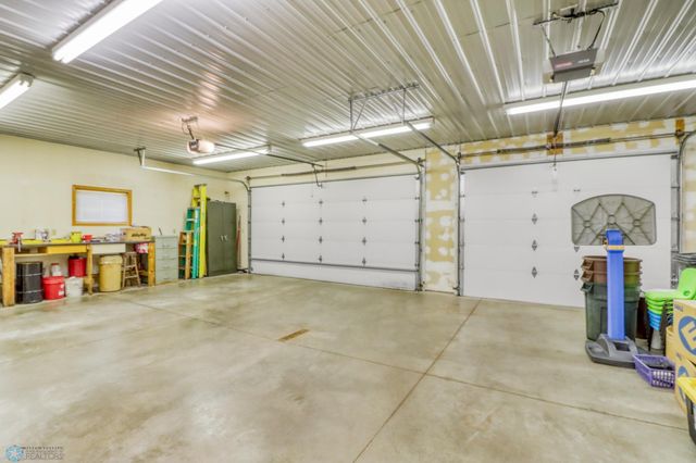 4427 10th Street N, Fargo, ND 58102