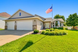 4427 10th Street N, Fargo, ND 58102