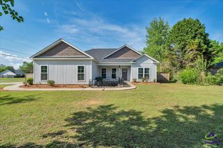 144 Summit Drive, Byron, GA 31008