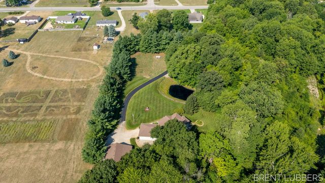 9774 68th Avenue, Allendale Twp, MI 49401