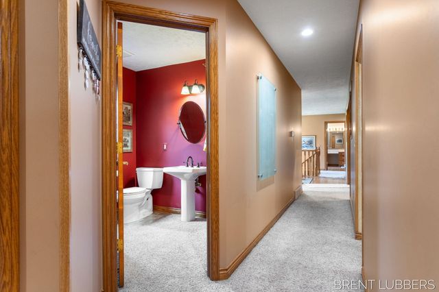 9774 68th Avenue, Allendale Twp, MI 49401