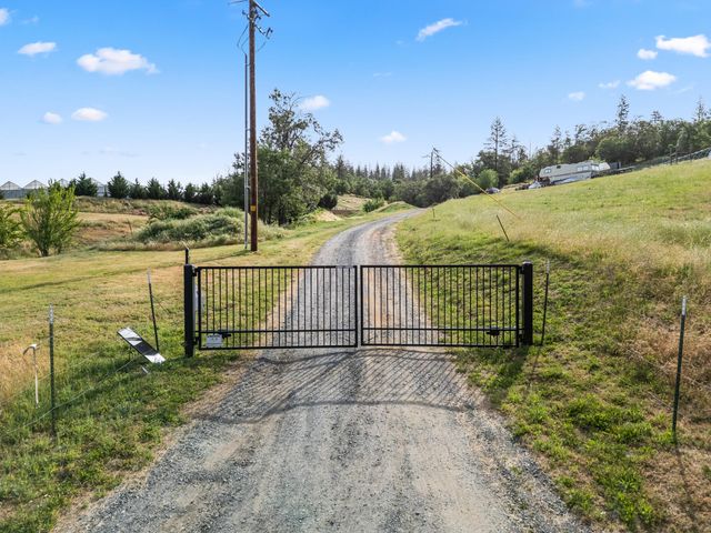 3715 Little Applegate Road, Jacksonville, OR 97530