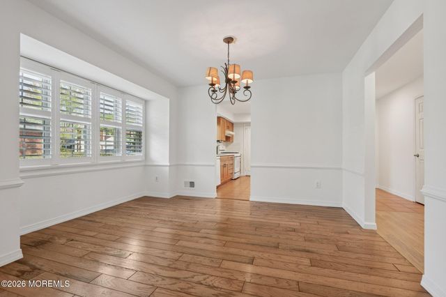 9 Dogwood Court, Spring Lake Heights, NJ 07762