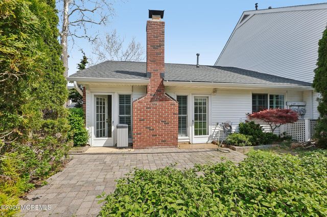9 Dogwood Court, Spring Lake Heights, NJ 07762